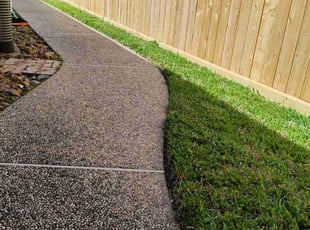 Eunice K.'s lawn maintenance service result