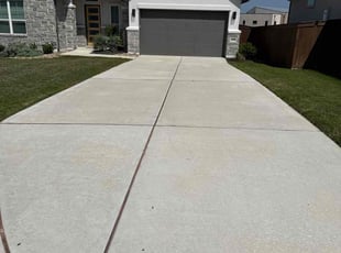 Mary N.'s lawn care services service result