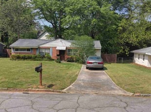 Morgan W.'s lawn care services service result