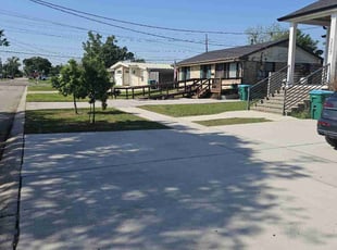 Lisa B.'s turf maintenance service result