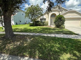 Deborah K.'s lawn maintenance service result