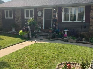 Peggy R.'s Bush Trimming service result