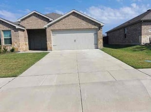 Lisa M.'s lawn care service result
