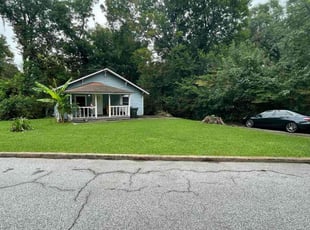 Robert P.'s lawn care services service result