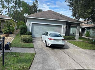 Jen M.'s Bush Trimming service result