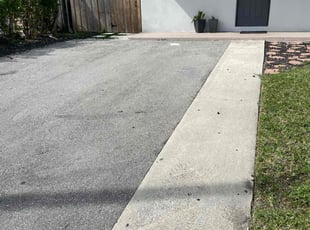 Shelley M.'s grass maintenance service result