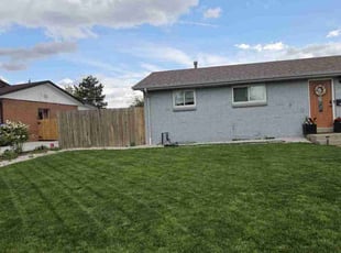 Linda S.'s lawn service service result