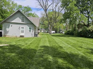 Kayla J.'s lawn maintenance service result