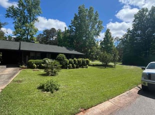 Gina M.'s lawn maintenance service result