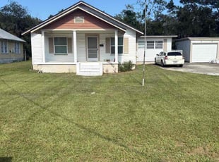 Ricardo B.'s grass maintenance service result