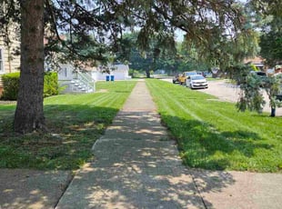 Wilma R.'s grass maintenance service result