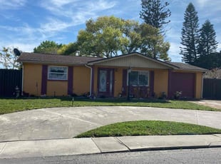 Deborah F.'s lawn maintenance service result