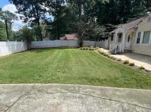 Bronwyn R.'s lawn service service result