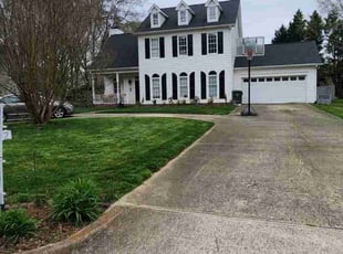 Kerri P.'s turf maintenance service result