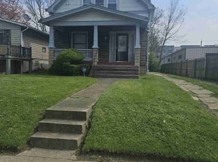 Megan B.'s lawn care service result