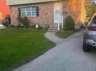 Shannon S.'s grass cutting service result