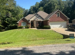 Anthony X.'s grass maintenance service result