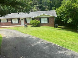 Maurice B.'s lawn care service result