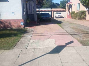 Deborah H.'s grass maintenance service result