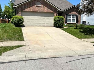 Lindsey ..'s grass maintenance service result