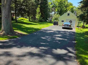 Donna K.'s lawn care services service result