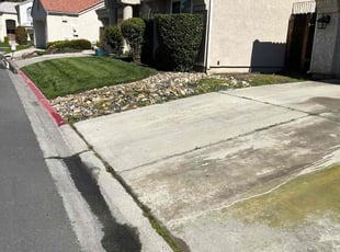 Erin B.'s Flower Bed Weeding service result