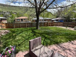 Melissa F.'s lawn care service result