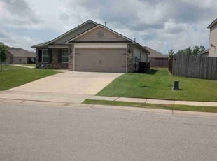 Rachel C.'s lawn care services service result