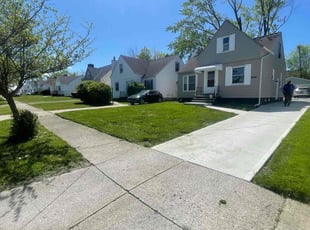 Shinu T.'s lawn maintenance service result
