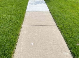 Jonathan W.'s lawn care services service result