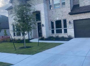 Adiba S.'s lawn maintenance service result