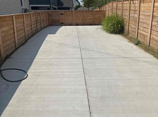 Michele B.'s lawn care services service result