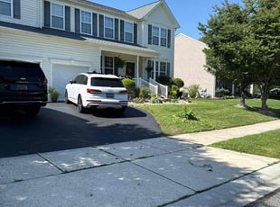 Rachel V.'s lawn maintenance service result