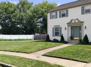 Zahraa M.'s grass cutting service result