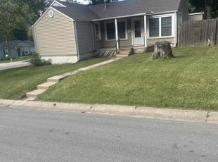 Kim M.'s grass cutting service result