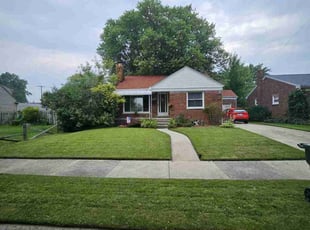 Becky L.'s lawn care services service result