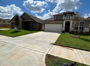 Hailey T.'s grass cutting service result