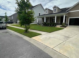 Christine D.'s lawn care services service result