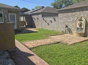 Lynn C.'s turf maintenance service result