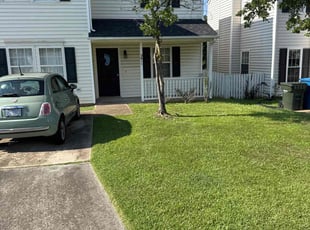 Dawn L.'s lawn maintenance service result