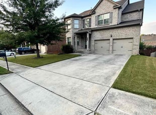 Netosha V.'s grass maintenance service result