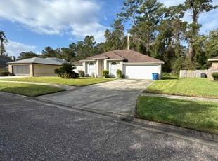 Candace A.'s lawn care service result