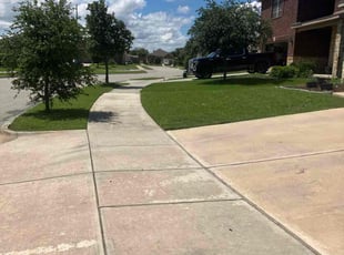 Jeffrey D.'s lawn care services service result