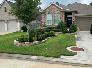 Katrina J.'s lawn care services service result