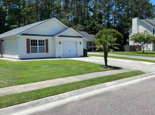 Angel M.'s Bush Trimming service result