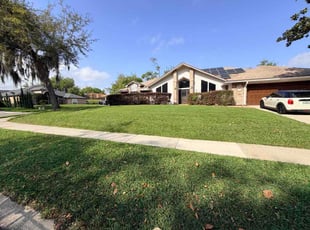 Joyce F.'s lawn maintenance service result
