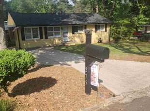 Raul S.'s yard care service result