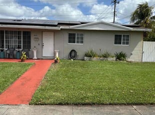 Mitzi M.'s lawn care services service result