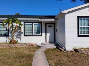 Gloria F.'s grass maintenance service result