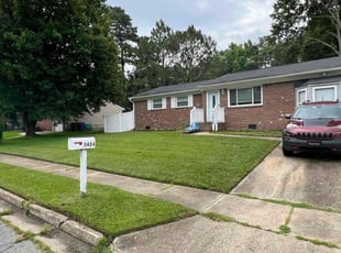 Julia M.'s lawn care services service result